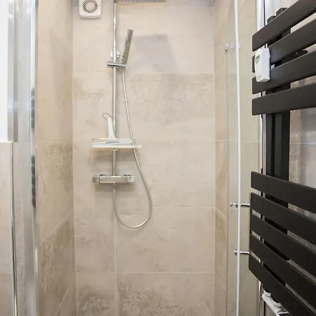 Apartamento Welcome In - 'zum Hohlen Rain' Mit Terrasse Und Grill
